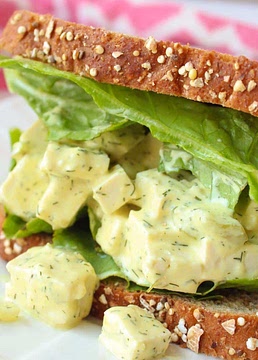 Easy vegan egg salad sandwich